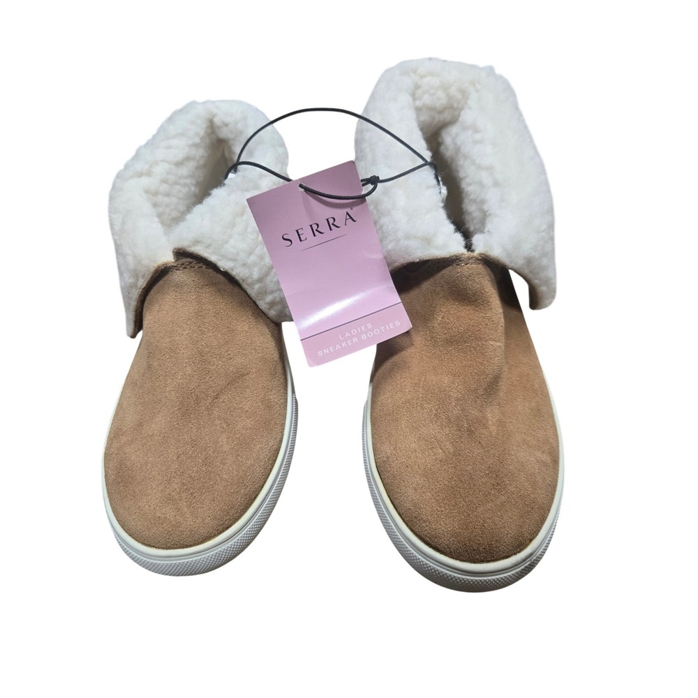 Serra‎ Ladies Sneaker Booties Tan Suede Faux Fur Trim Slip On Shoes Size 7 Cozy